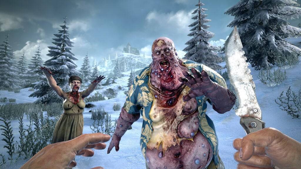 Player defending their base during a blood moon horde
