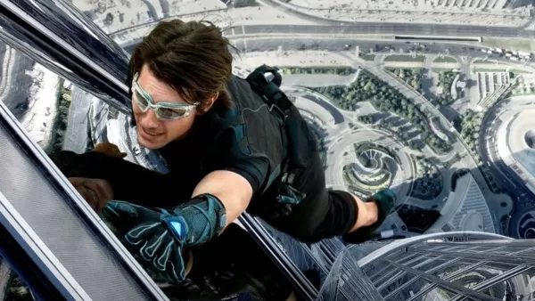 Tom Cruise stunts
